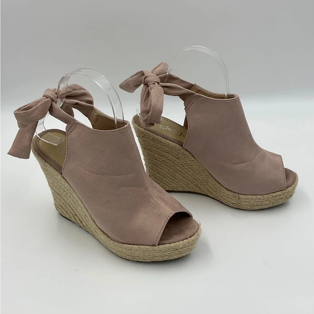 Refresh EUC Miya Pink Suede Espadrille Wedges Ribbon Tie Back Open Toe Size 8.5